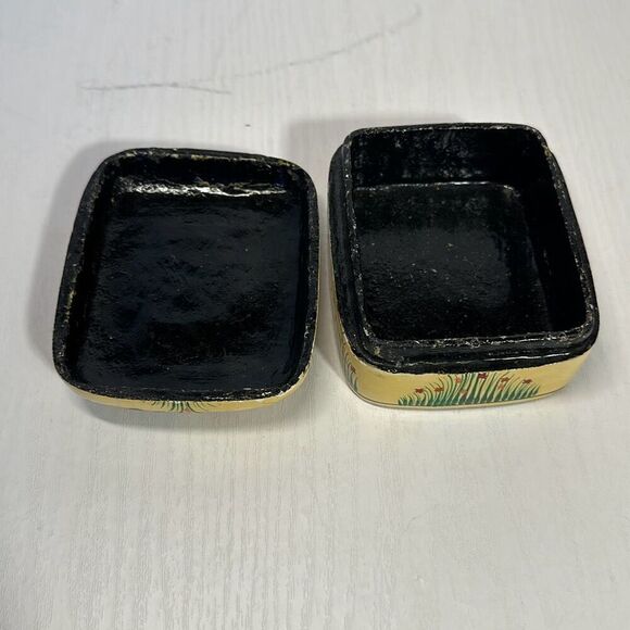 Vintage Trinket Box Container Made in Kashmir Ring Box - Picture 7 of 7